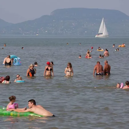 In 19249 Apartment *