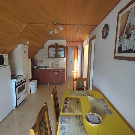 Apartamento In 19249 *